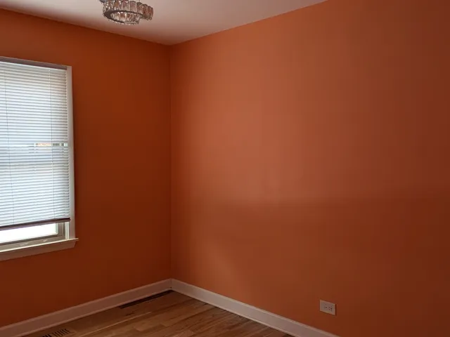 $2,705 | 94 Jf Kennedy Boulevard, Elk Grove Village, IL 60007