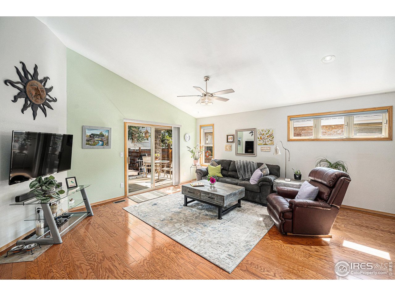 Spacious great room