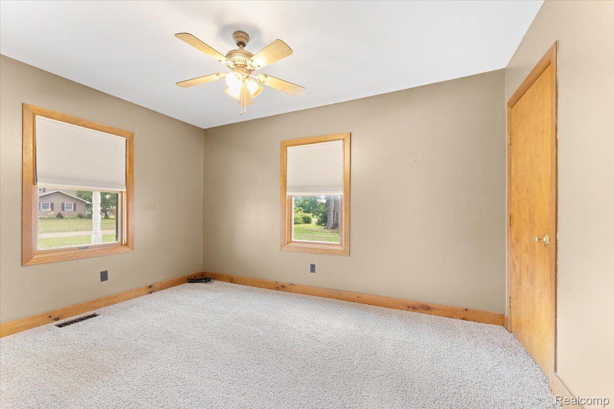 40240 Wear Road Belleville, MI 48111 - Photo 6 of 32 Gallery Image 6