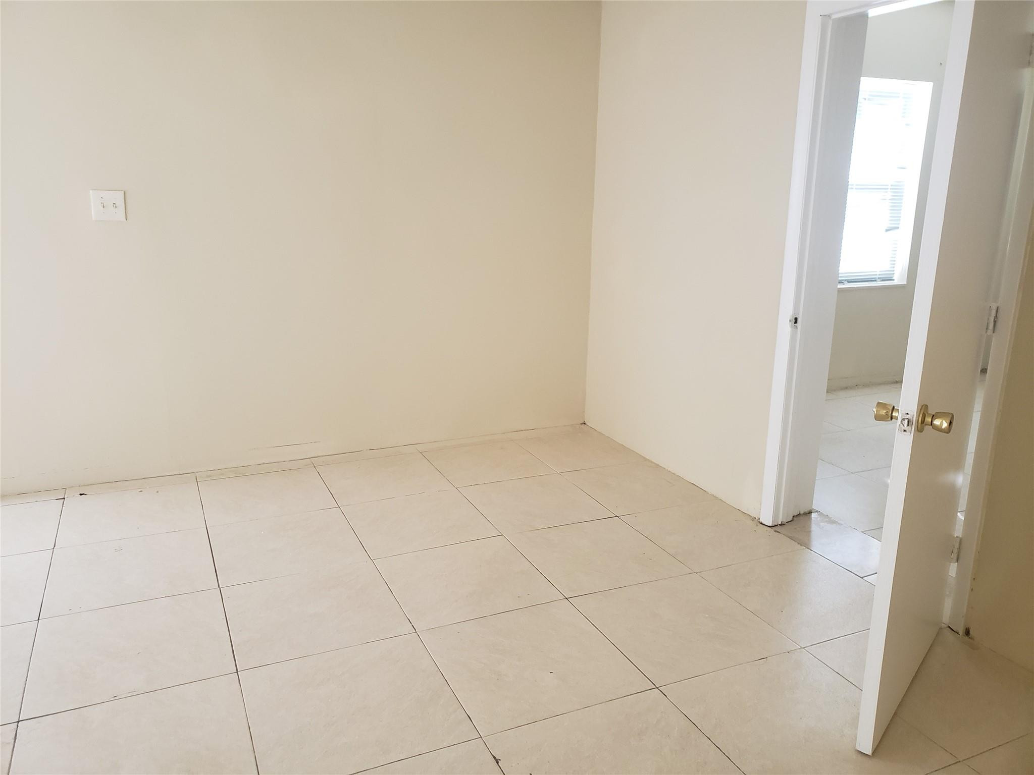 511 Northwest 104th Street, Unit 511 Miami, FL 33150 - Photo 8 of 17 Photo 8