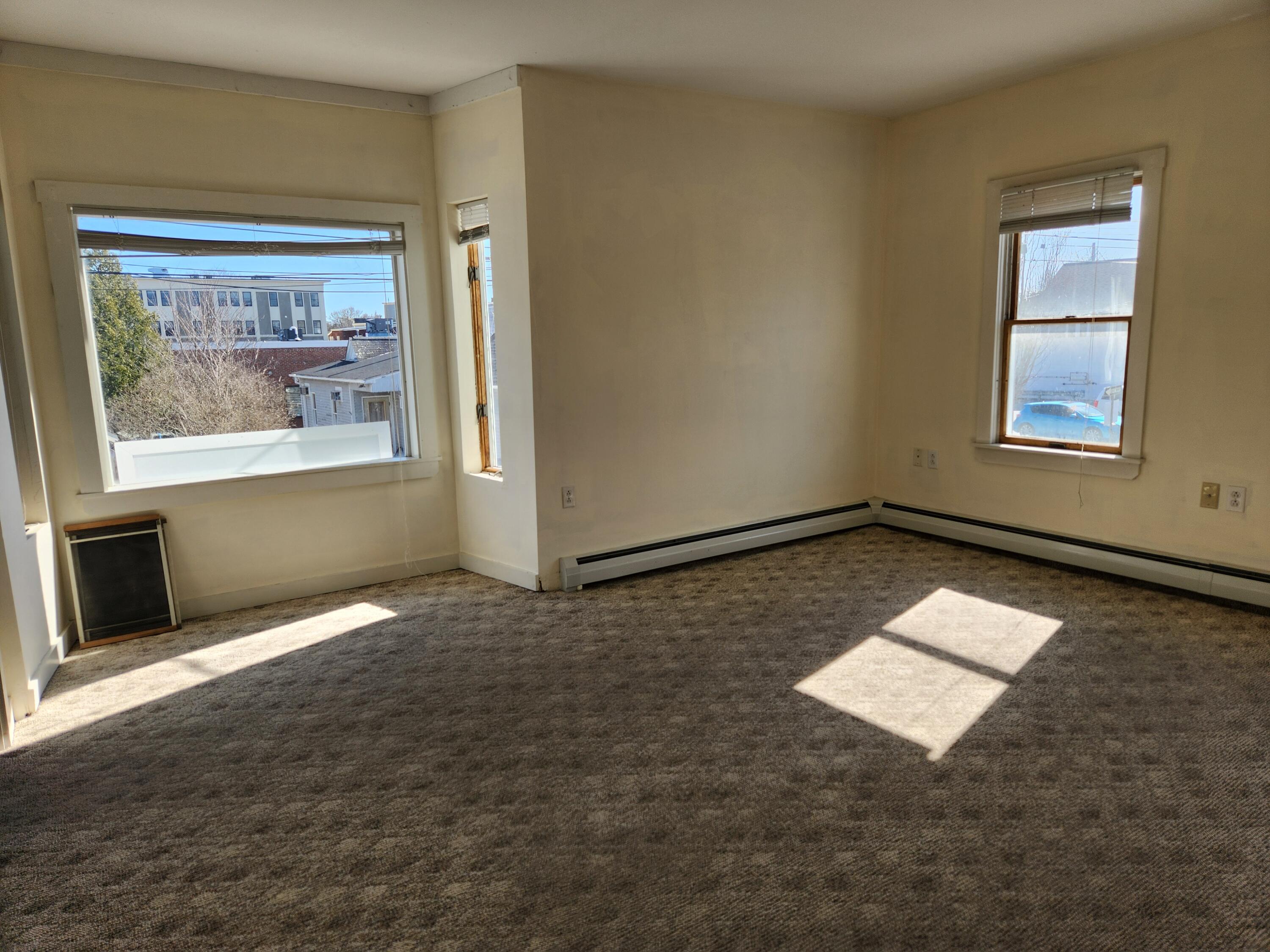 11 Center Street Brunswick, ME 04011 - Photo 15 of 35 20250414_153920