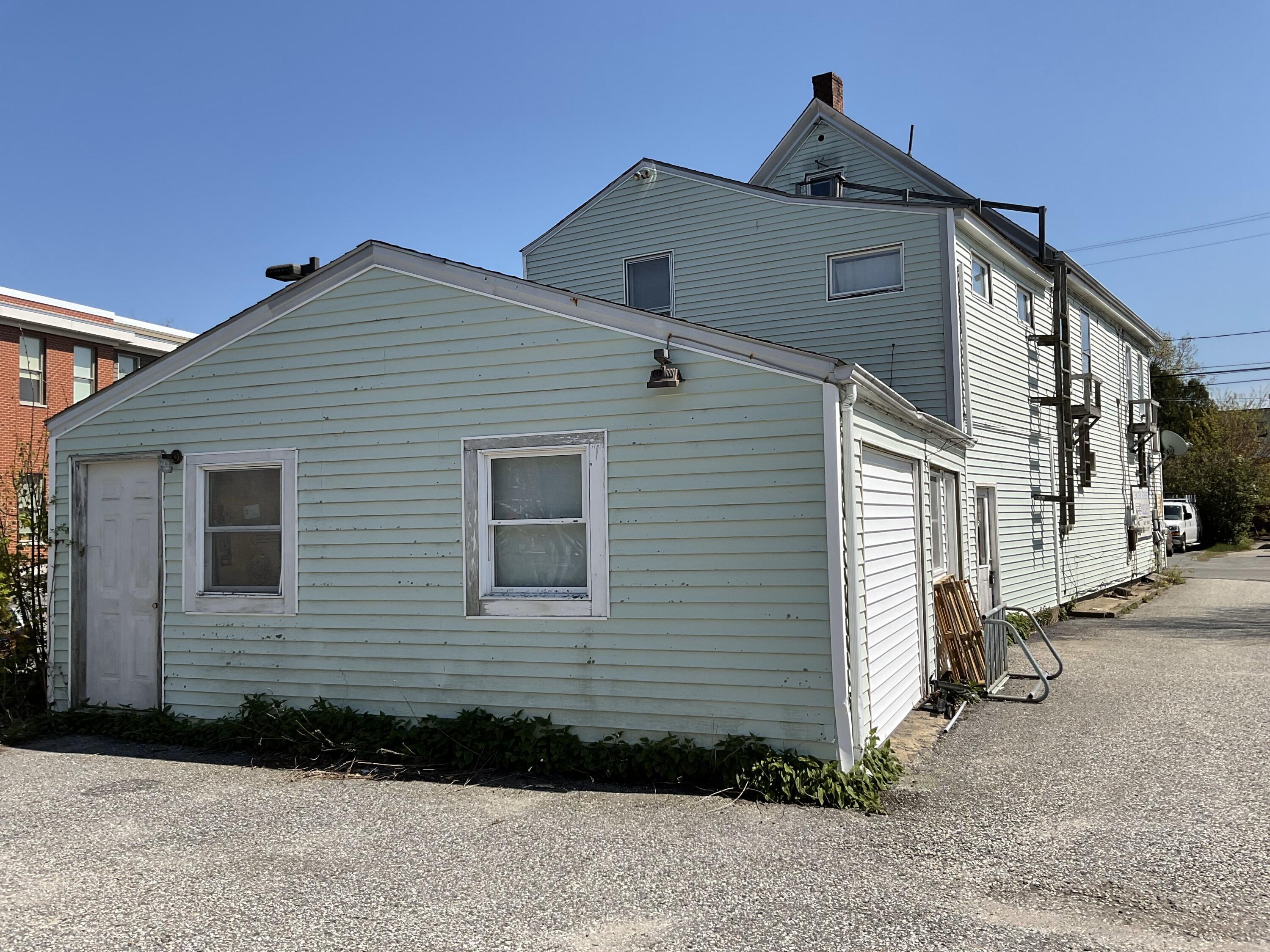 11 Center Street Brunswick, ME 04011 - Photo 4 of 35 IMG_1612