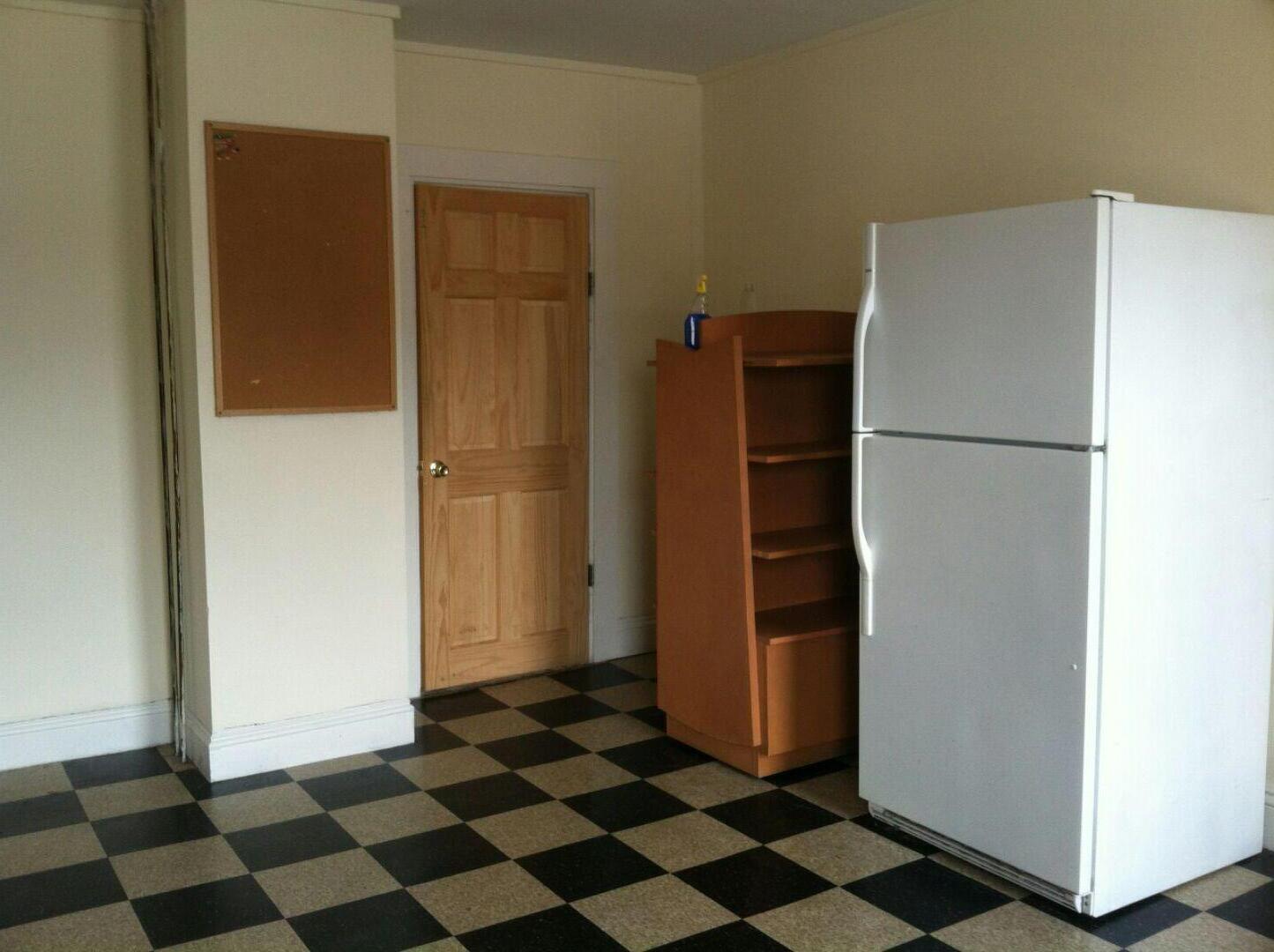 11 Center Street Brunswick, ME 04011 - Photo 10 of 35 11B center st kitchen