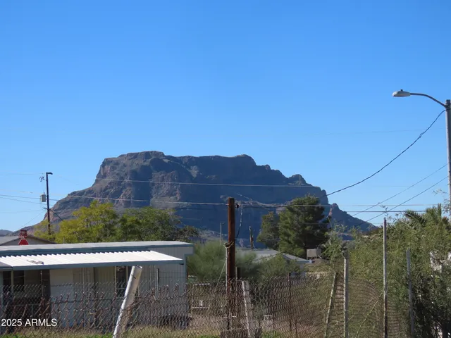 $230,000 | 1044 South Western Avenue, Superior, AZ 85173