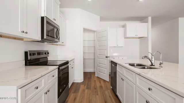 $450,755 | 425 Wolcott Way, Panama City Beach, FL 32413