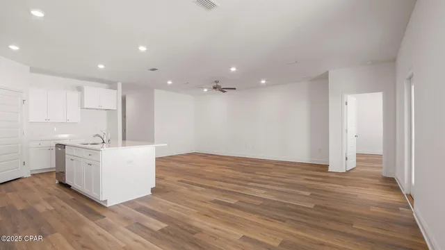 $450,755 | 425 Wolcott Way, Panama City Beach, FL 32413