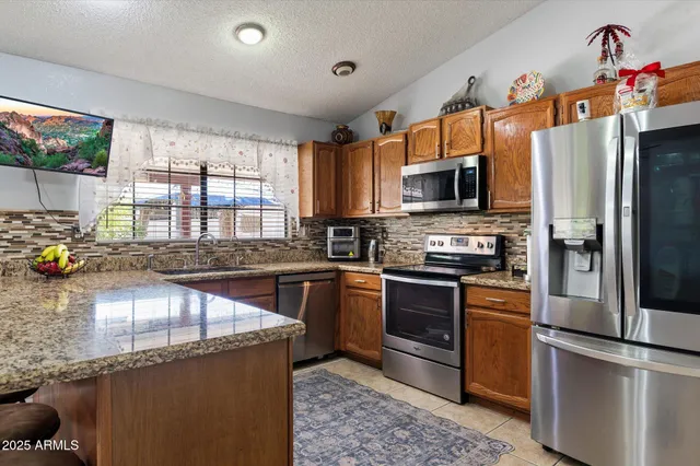 $458,000 | 143 West Michelle Drive, Phoenix, AZ 85023