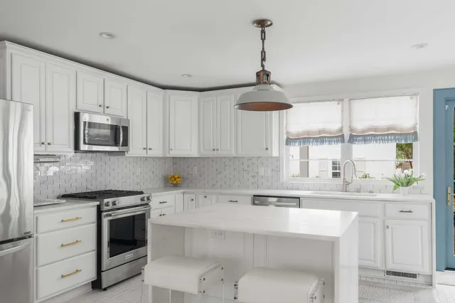 $1,825,000 | 1334 Fairmont Avenue, Mount Pleasant, SC 29464