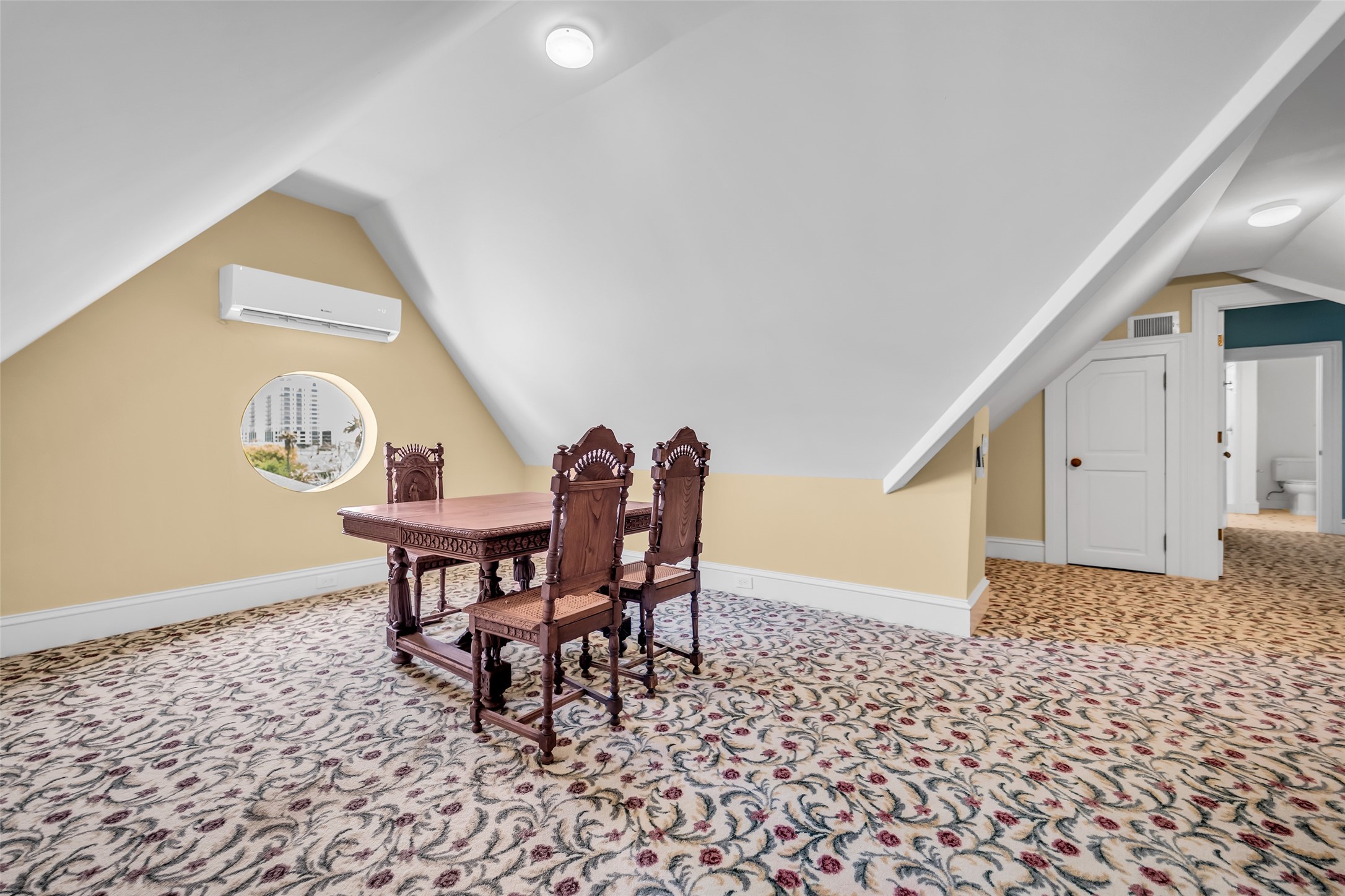 926 Winnie Street Galveston, TX 77550 - Photo 35 of 49 a view of a dining room with furniture