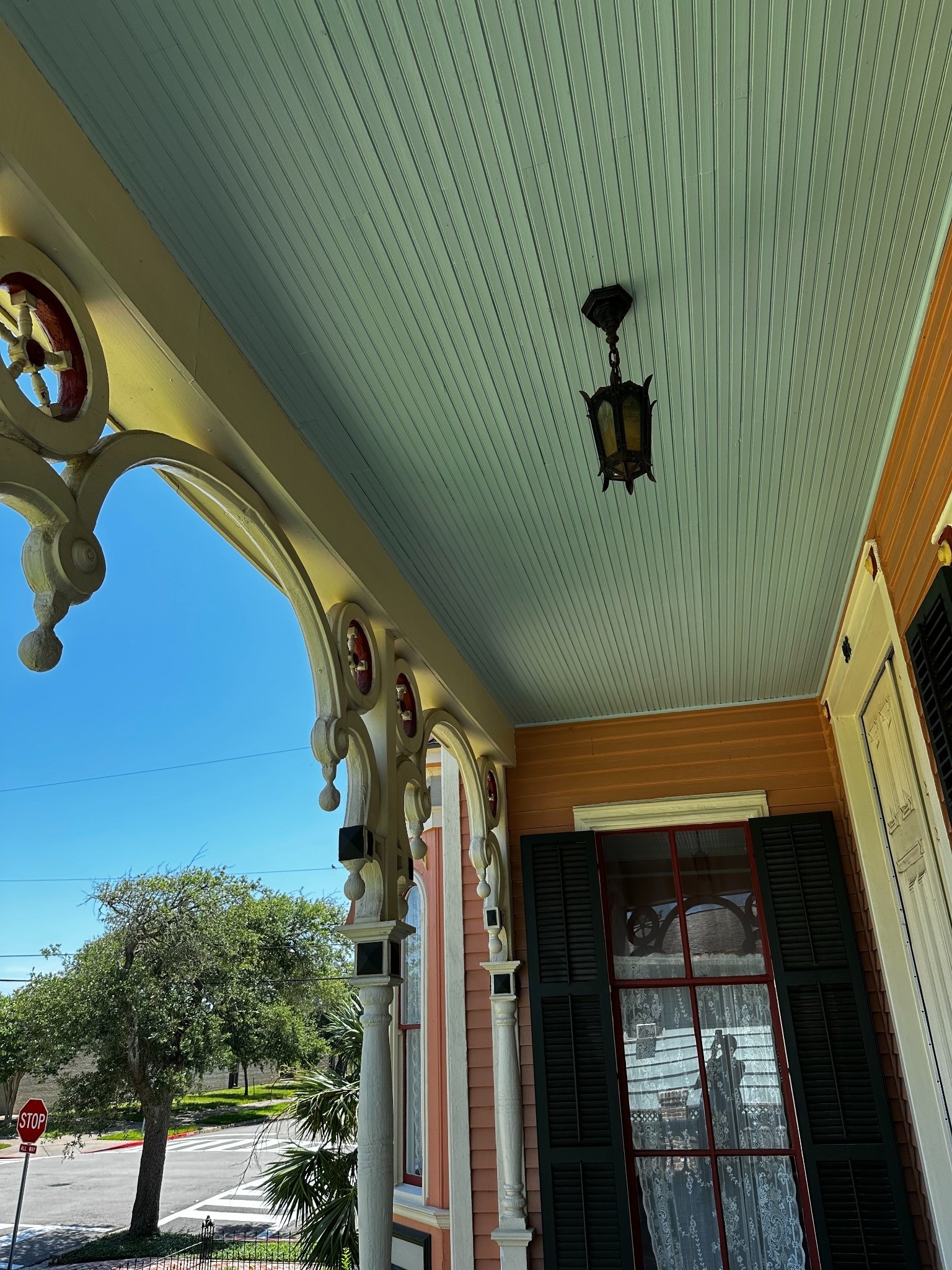 926 Winnie Street Galveston, TX 77550 - Photo 45 of 49 a view of entryway