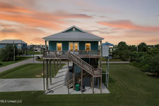 $389,000 | 4040 Borneo Street, Bay St. Louis, MS 39520