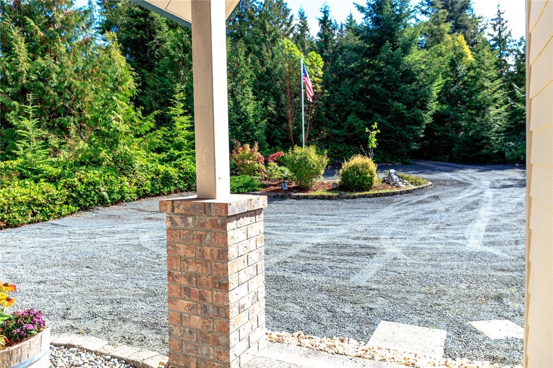 31 Guy Kelly Road Port Angeles, WA 98362 - Photo 3 of 24 Gallery Image 3