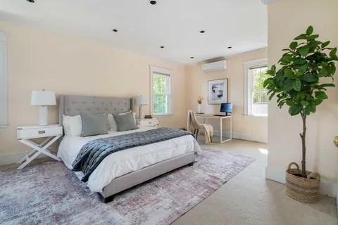 $3,850,000 | 17 Chesham Road, Brookline, MA 02445