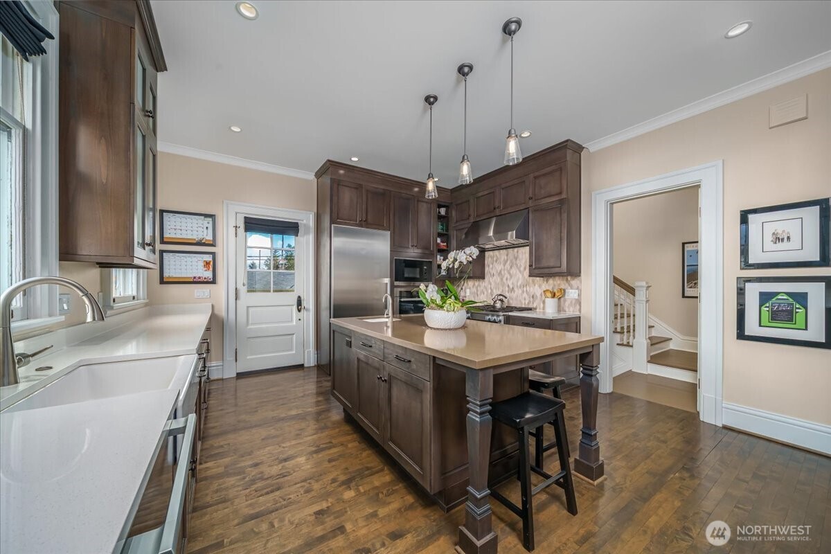 4200 Washington Avenue Seattle, WA 98199 - Photo 13 of 40