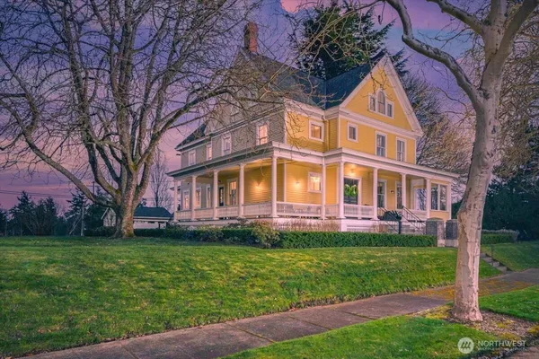 $4,745,000 | 4200 Washington Avenue, Seattle, WA 98199