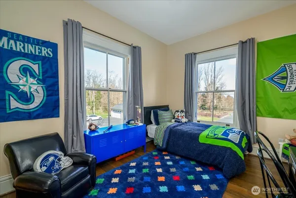 $4,745,000 | 4200 Washington Avenue, Seattle, WA 98199