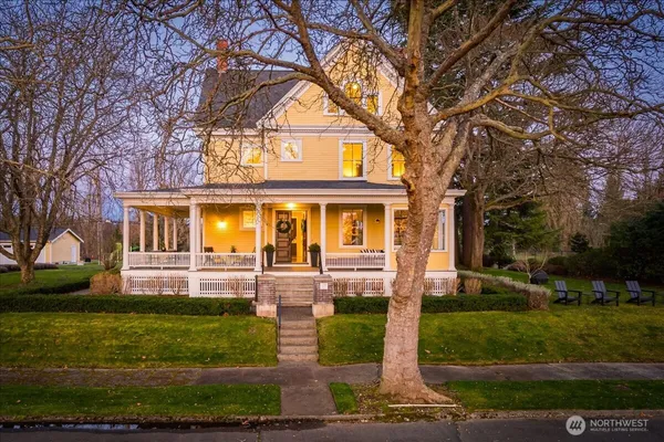 $4,745,000 | 4200 Washington Avenue, Seattle, WA 98199
