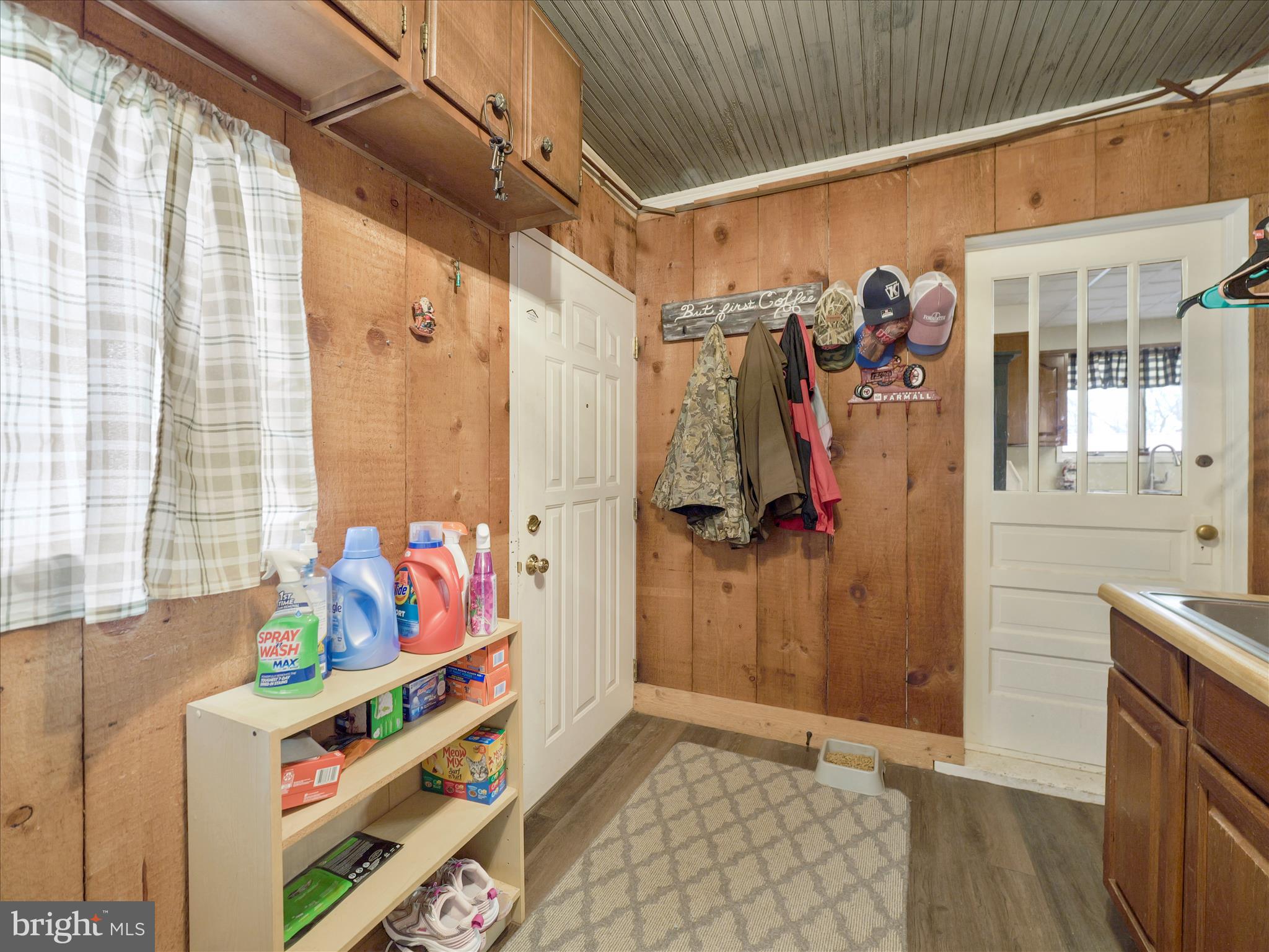 480 Falling Spring Road Chambersburg, PA 17202 - Photo 17 of 38 Mud Room