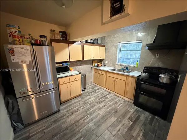 $297,000 | 648 Northwest 2nd Terrace, Deerfield Beach, FL 33441
