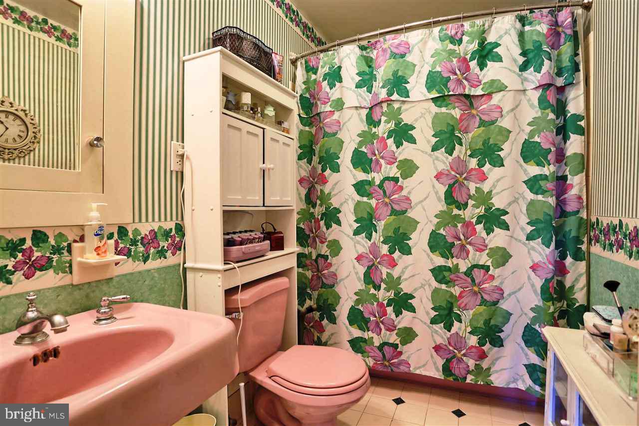 231 Princess Street Hanover, PA 17331 - Photo 14 of 25 Gallery Image 14