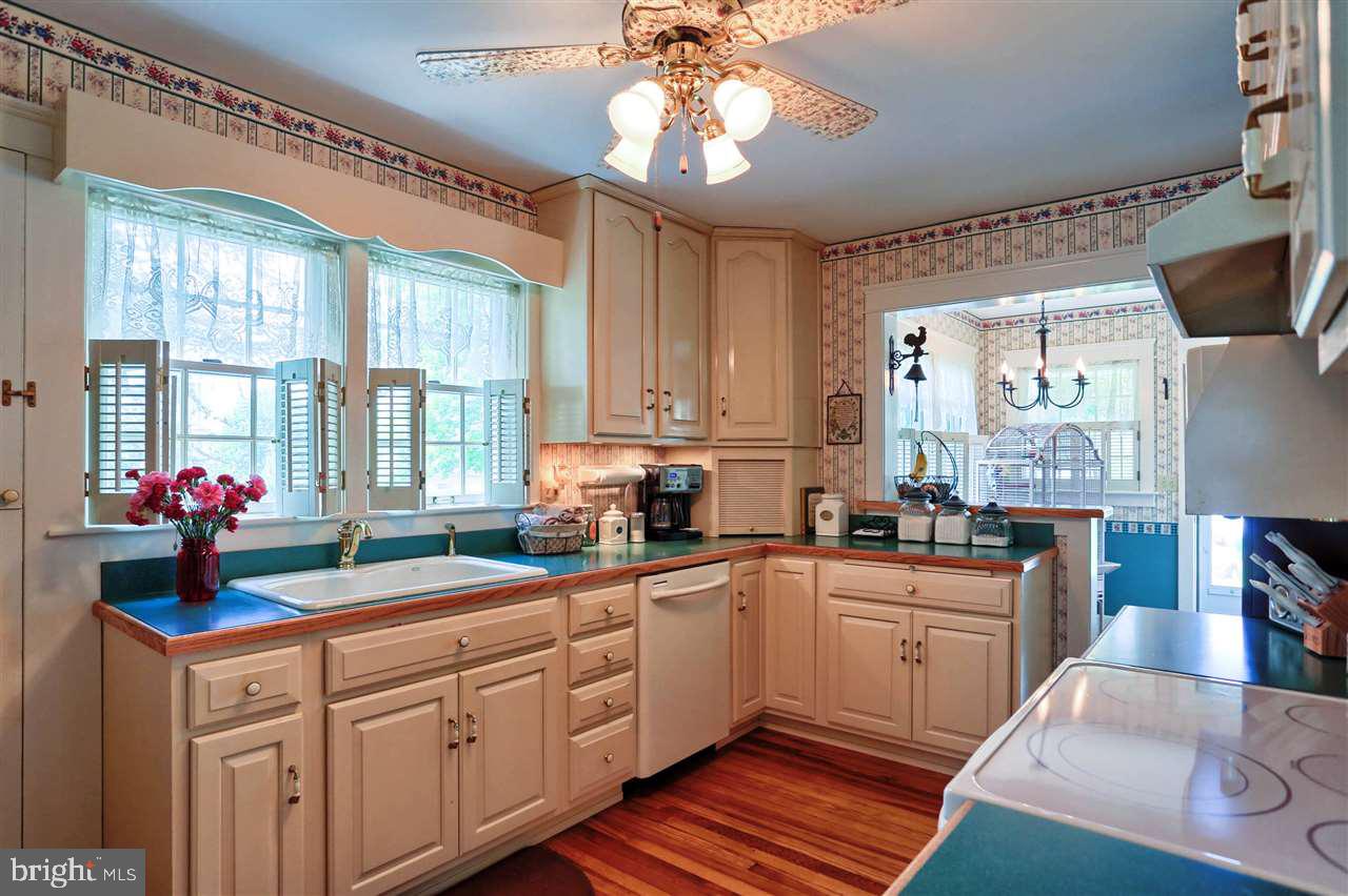 231 Princess Street Hanover, PA 17331 - Photo 5 of 25 Gallery Image 5