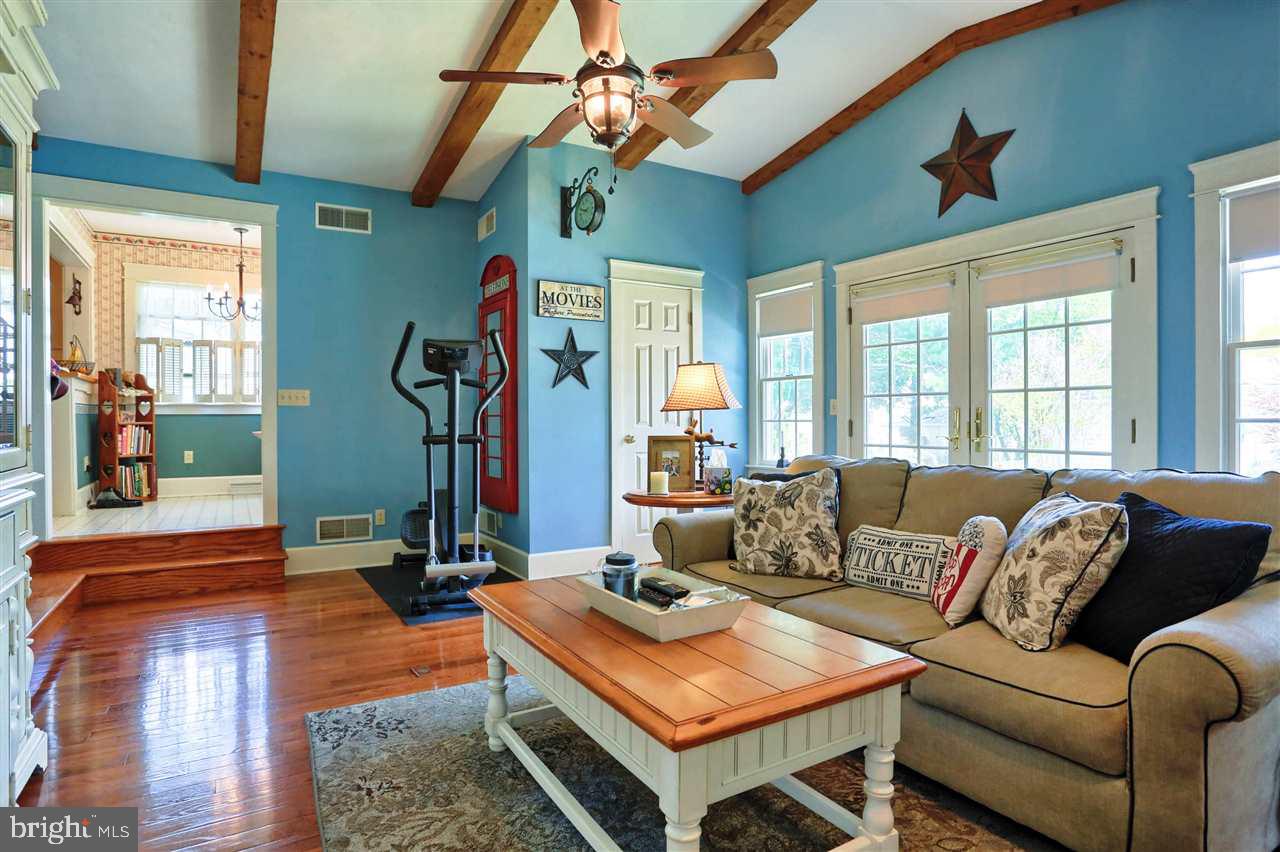 231 Princess Street Hanover, PA 17331 - Photo 8 of 25 Gallery Image 8