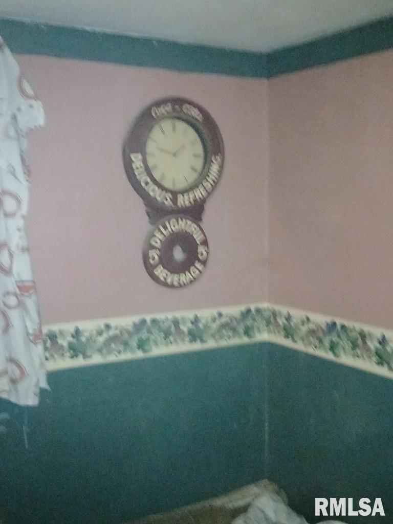 958 Kinmundy Road Louisville, IL 62858 - Photo 22 of 30