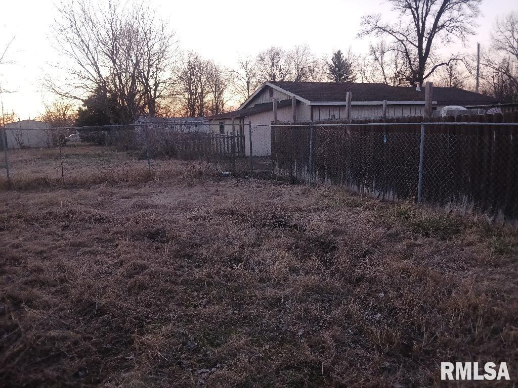 958 Kinmundy Road Louisville, IL 62858 - Photo 30 of 30