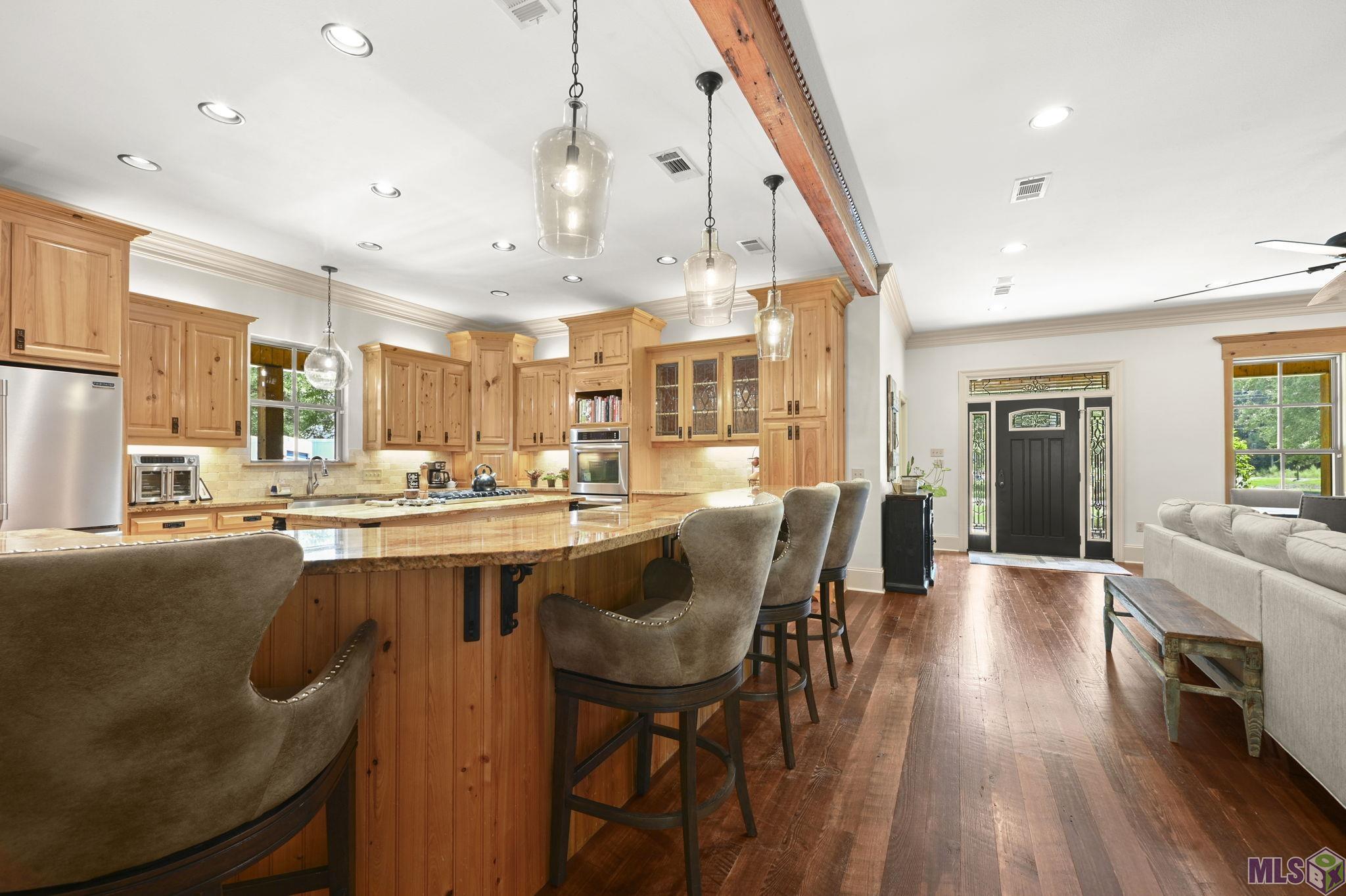 14989 Peairs Road Pride, LA 70770 - Photo 8 of 44