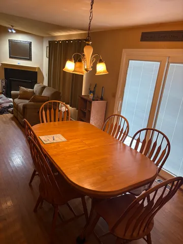 $229,900 | 1003 Cyndy Lane, Champaign, IL 61822