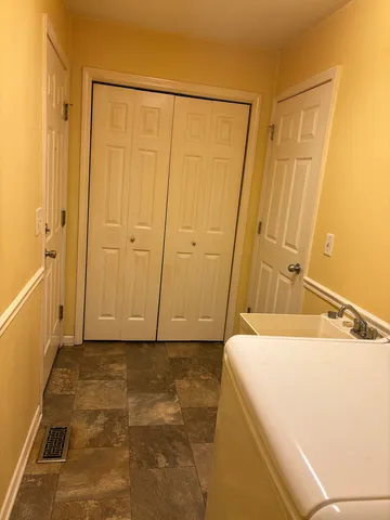 $229,900 | 1003 Cyndy Lane, Champaign, IL 61822