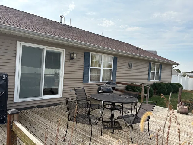 $229,900 | 1003 Cyndy Lane, Champaign, IL 61822