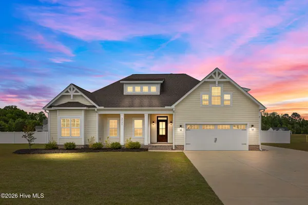$539,900 | 2737 Wildflower Lane, Grimesland, NC 27837
