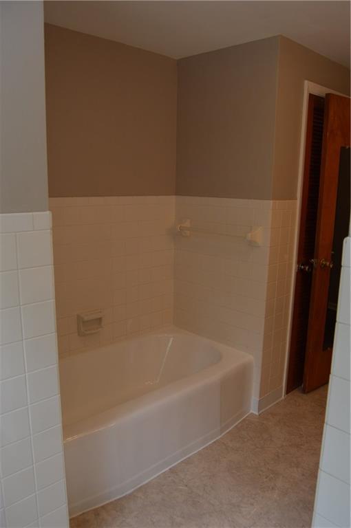 2879 Locust Drive Springfield, OH 45504 - Photo 19 of 27