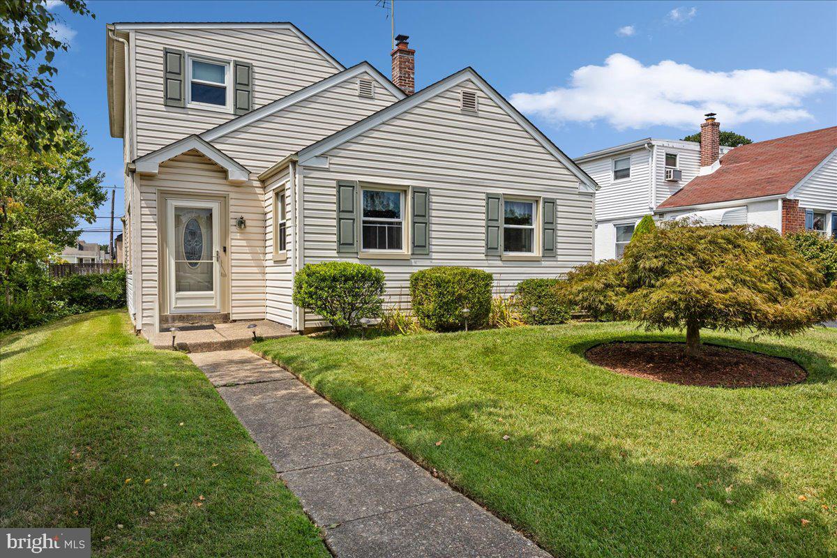 9242 Annapolis Road Philadelphia, PA 19114 - Photo 1 of 27 Gallery Image 1