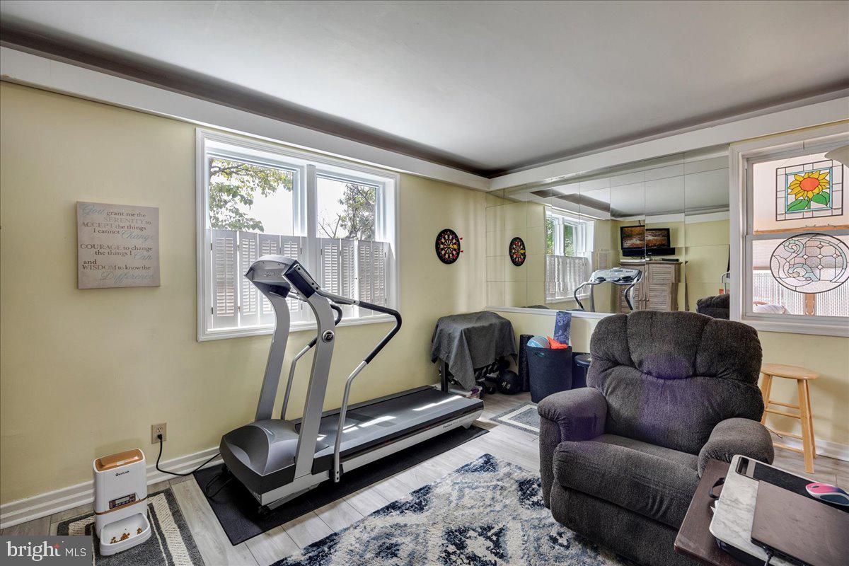 9242 Annapolis Road Philadelphia, PA 19114 - Photo 16 of 27 Gallery Image 16