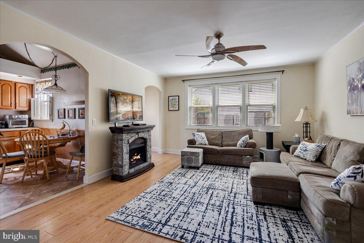 9242 Annapolis Road Philadelphia, PA 19114 - Photo 9 of 27 Gallery Image 9