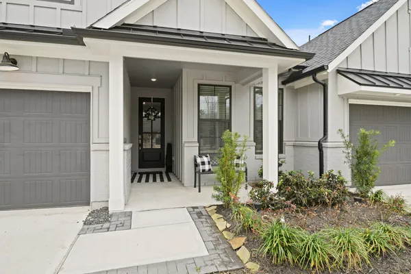 $420,000 | 21431 Llano Grande Boulevard, Porter, TX 77365