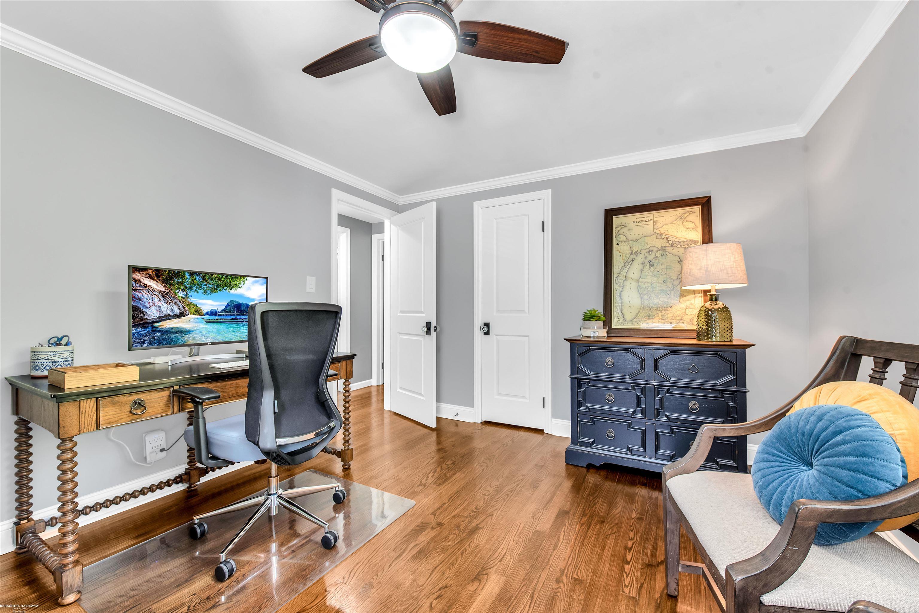 1725 Newcastle Road Grosse Pointe Woods, MI 48236 - Photo 26 of 37
