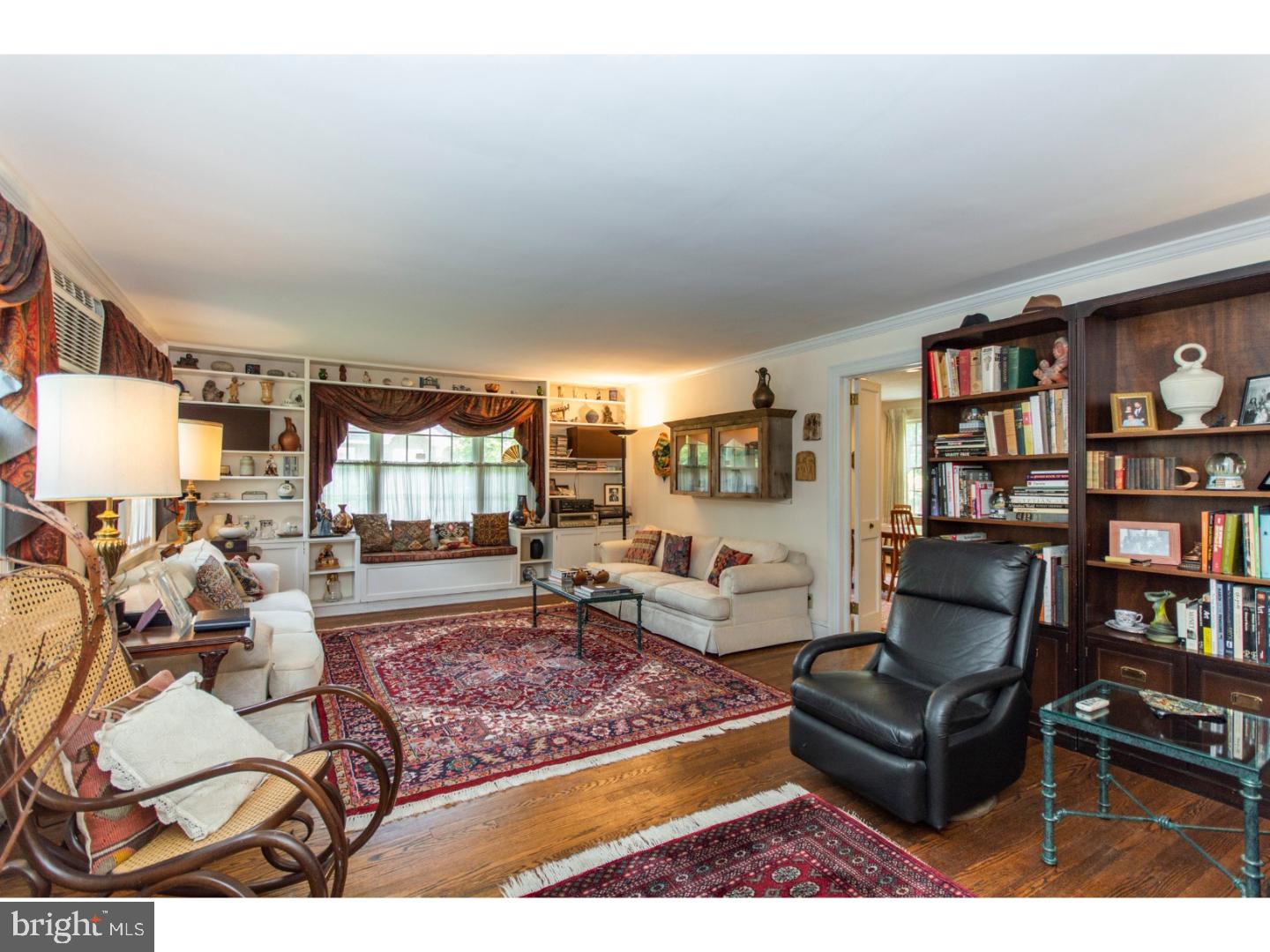 311 Stowe Road Elkins Park, PA 19027 - Photo 2 of 23 Living Room