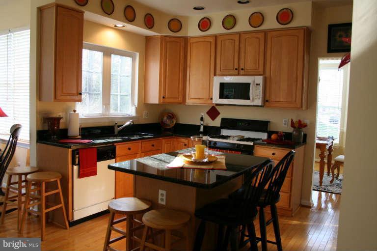 1523 Ringe Drive Severn, MD 21144 - Photo 8 of 23 Kitchen