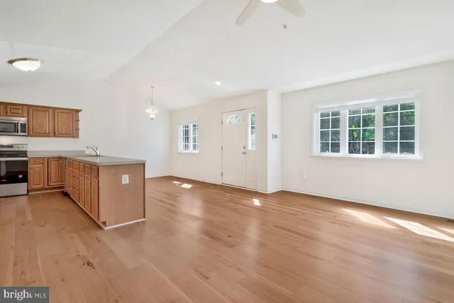 $2,700 | 217 Westlake Boulevard, Prince Frederick, MD 20678