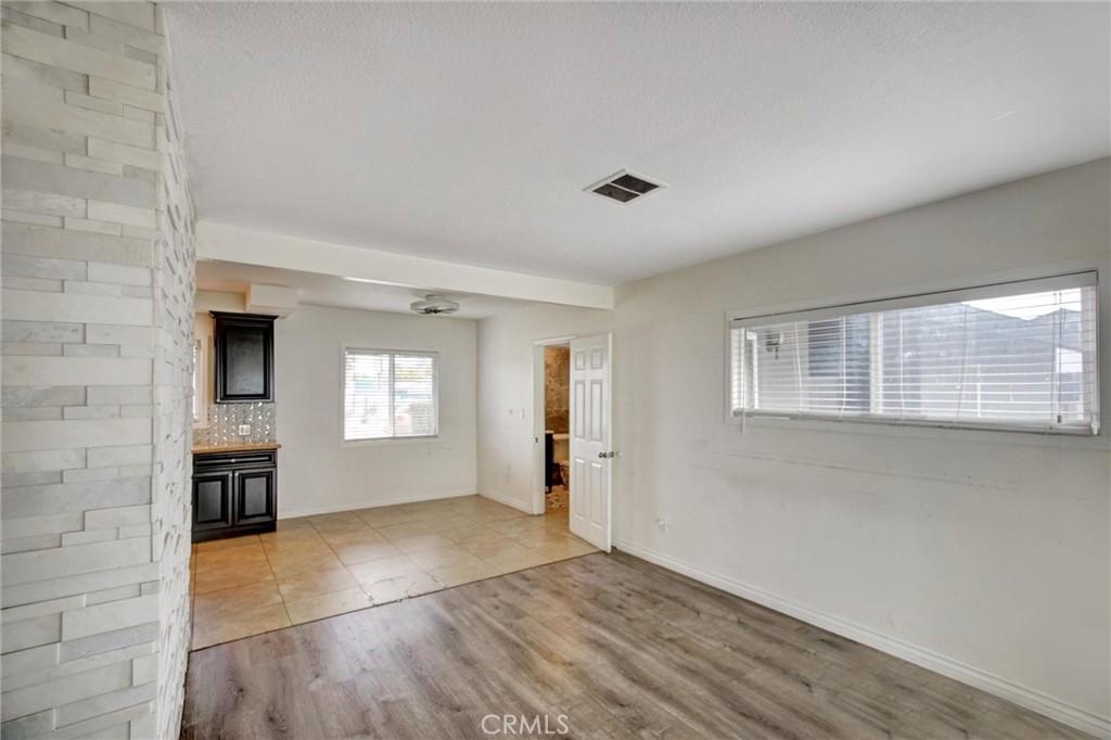 2424 Central Avenue Riverside, CA 92506 - Photo 11 of 44