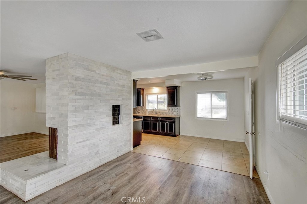 2424 Central Avenue Riverside, CA 92506 - Photo 13 of 44