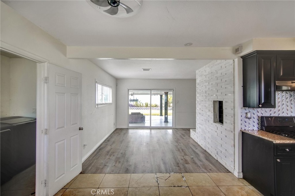 2424 Central Avenue Riverside, CA 92506 - Photo 14 of 44