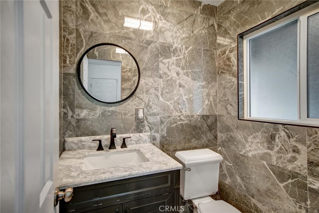 2424 Central Avenue Riverside, CA 92506 - Photo 20 of 44