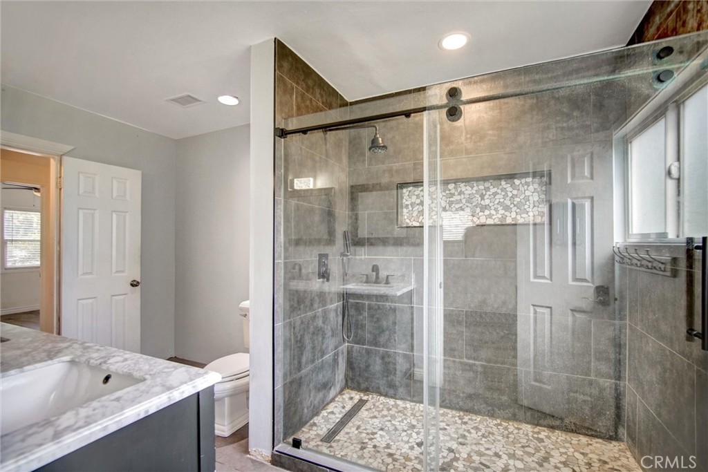 2424 Central Avenue Riverside, CA 92506 - Photo 29 of 44