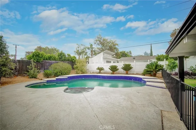 $744,900 | 2424 Central Avenue, Riverside, CA 92506