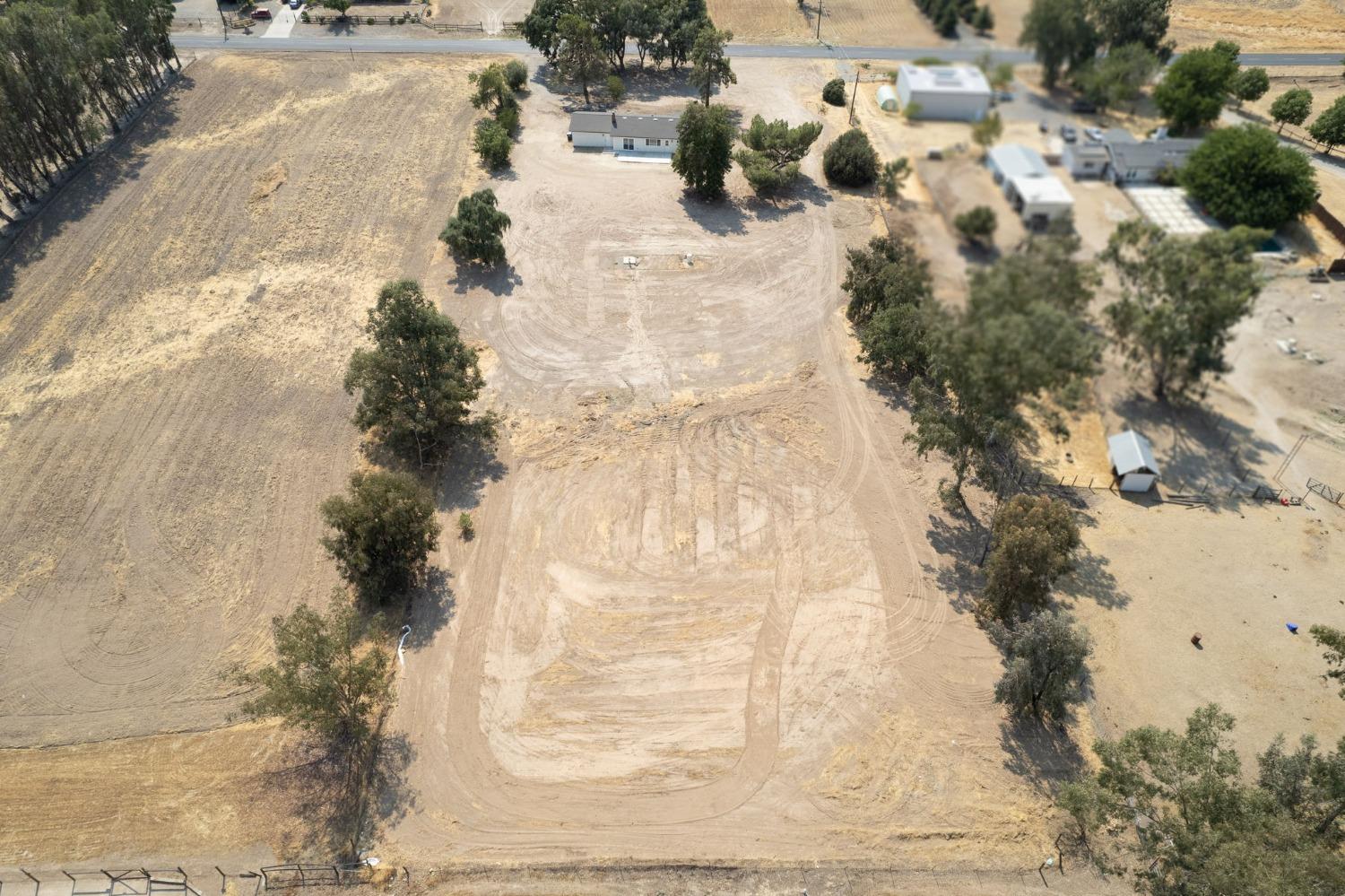 16715 Monreal Road Madera, CA 93636 - Photo 28 of 39 a view of swimming pool and mountain