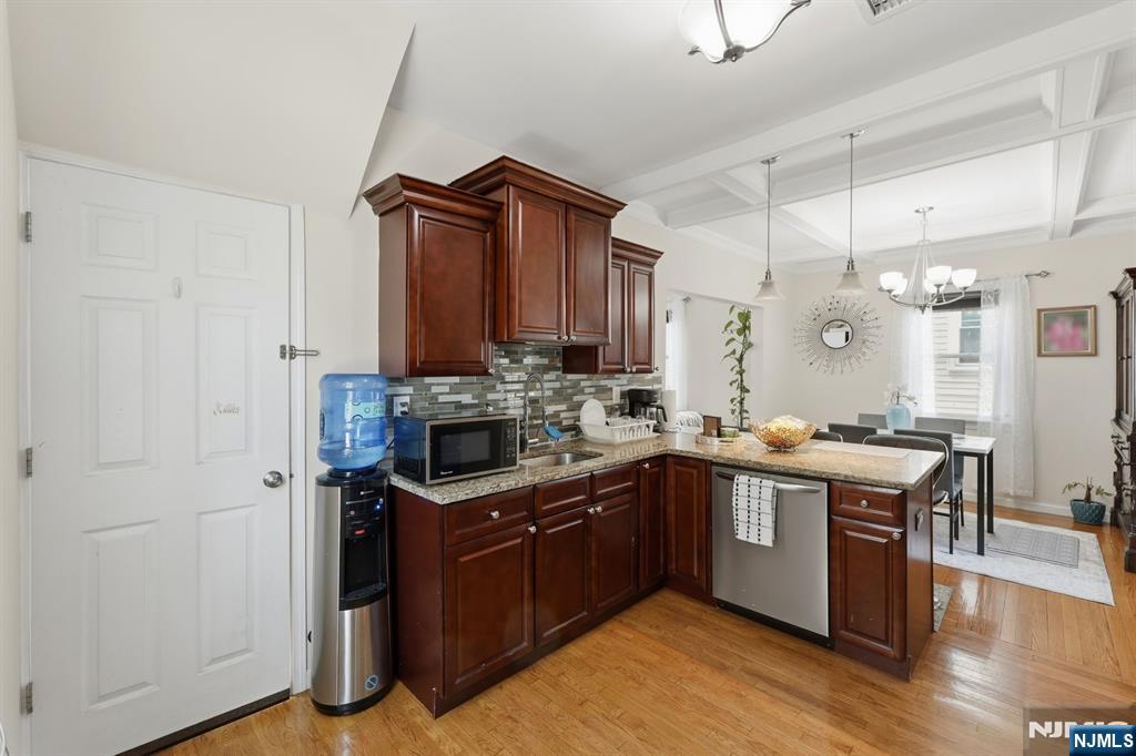 65 Franklin Road Teaneck, NJ 07666 - Photo 14 of 41